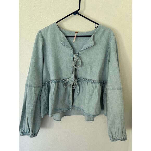 Free People Brunch Babe Chambray Tie front / bow tie flowy blouse size S - Picture 2 of 7